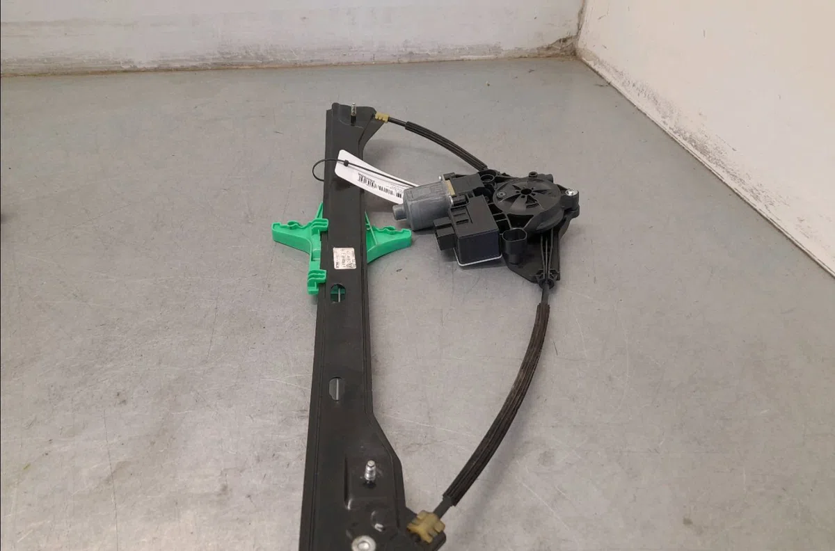 Mecanismemoteur leve-glace arg Volkswagen GOLF SPORTSVAN VII (AM1, AN1) 1.4 tsi (2014-2018) occasion