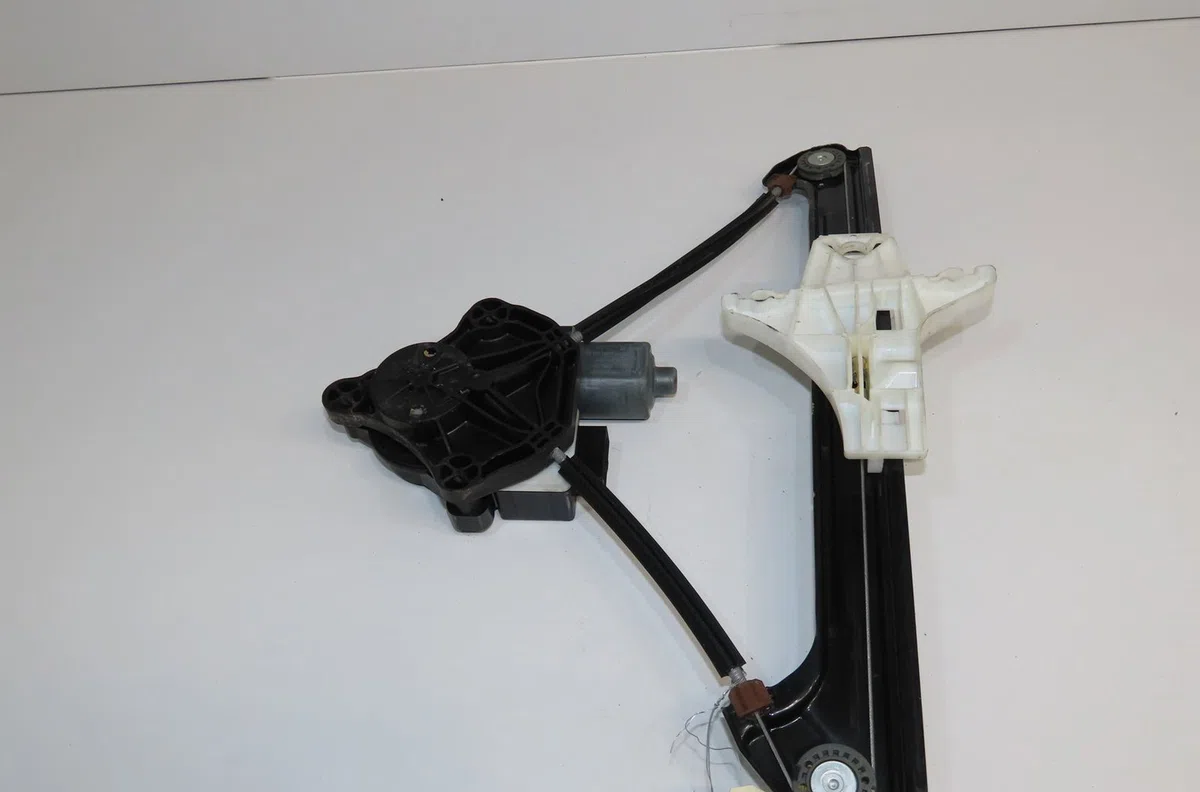 Mecanismemoteur leve-glace arg Volkswagen GOLF VII (5G1, BQ1, BE1, BE2) 1.6 tdi (2012-2017) occasion