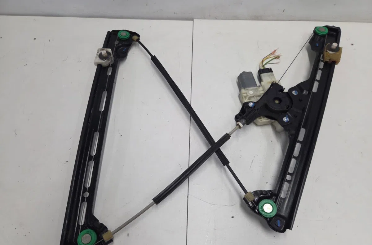 Mecanismemoteur leve-glace avg CITROEN C4 GRAND PICASSO 2 PHASE 1 occasion