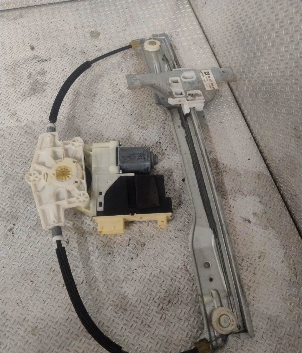 Mecanismemoteur leve-glace avg Citroen C4 I (LC_) 1.4 16v (2004-2011) occasion