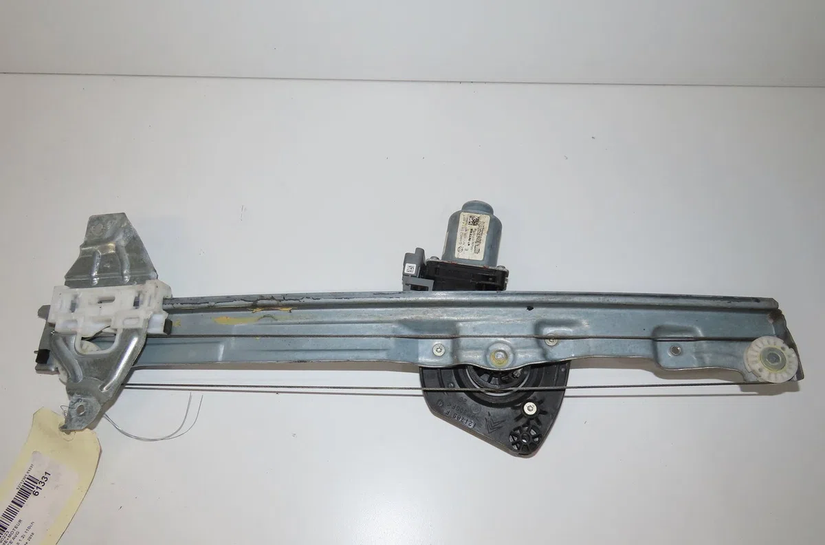 Mecanismemoteur leve-glace avg Citroen C4 II (NC_) 1.2 thp 110 (2015-2017) occasion