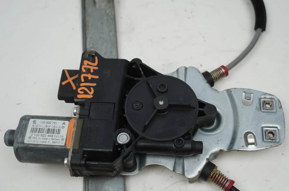 Mecanismemoteur leve-glace avg Citroen C5 III Break (RW_) 1.6 thp 155 (2009) occasion