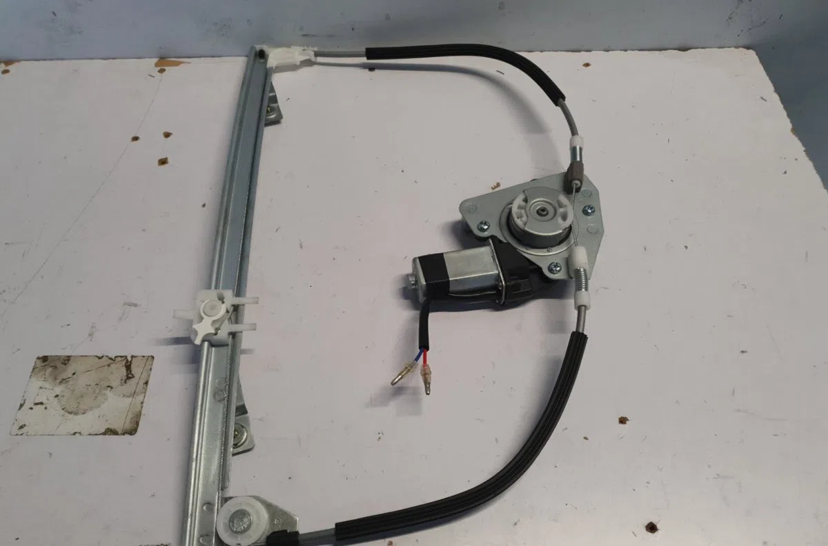 Mecanismemoteur leve-glace avg FIAT PANDA 2 PHASE 1 occasion
