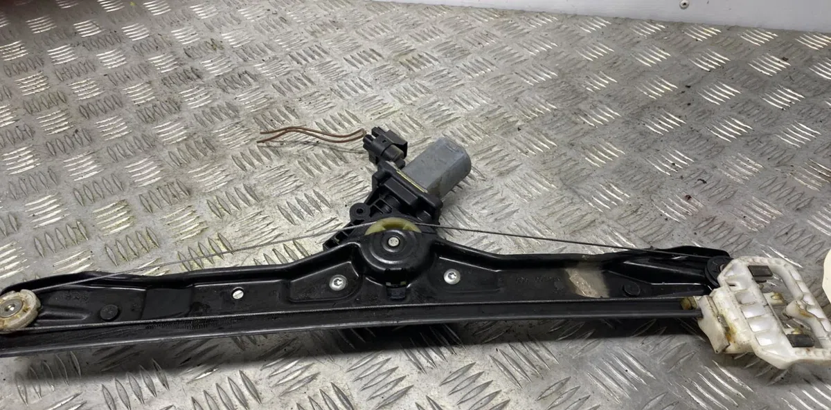 Mecanismemoteur leve-glace avg FIAT PANDA 3 PHASE 2 occasion