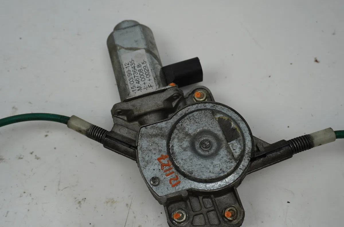 Mecanismemoteur leve-glace avg Fiat PUNTO (176_) 1.2 16v (1997-1999) occasion