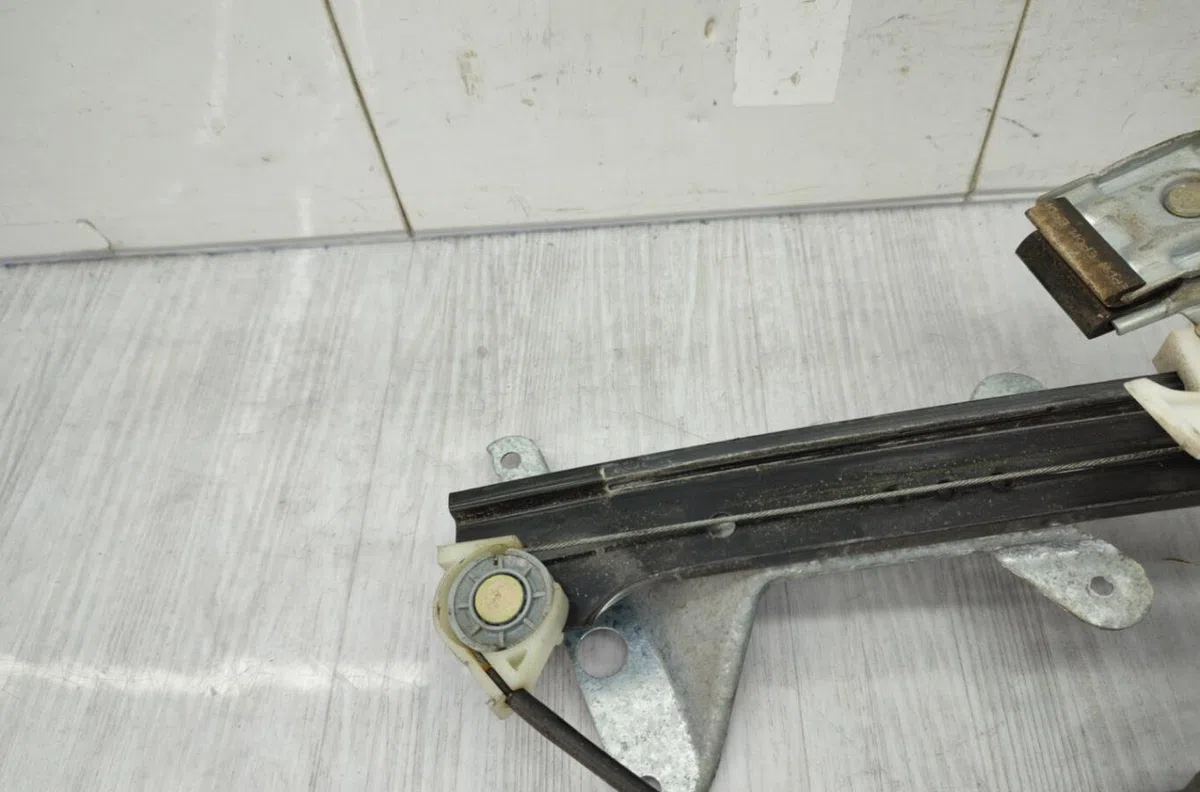Mecanismemoteur leve-glace avg FORD FIESTA 5 PHASE 1 occasion