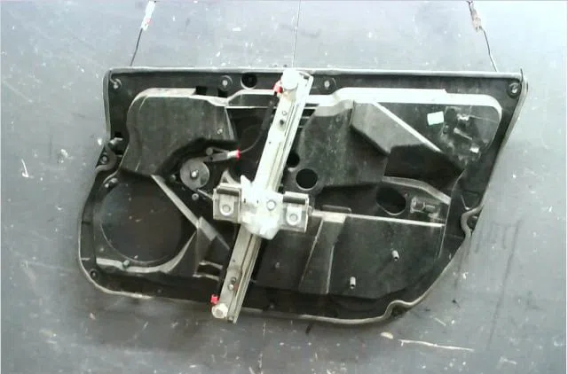 Mecanismemoteur leve-glace avg Ford FIESTA VI (CB1, CCN) 1.4 tdci (2010-2012) 3 portes occasion