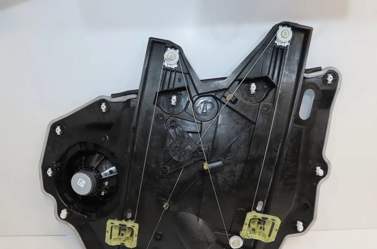 Mecanismemoteur leve-glace avg Ford KUGA III (DFK) 2.5 hybrid flex (2023) occasion