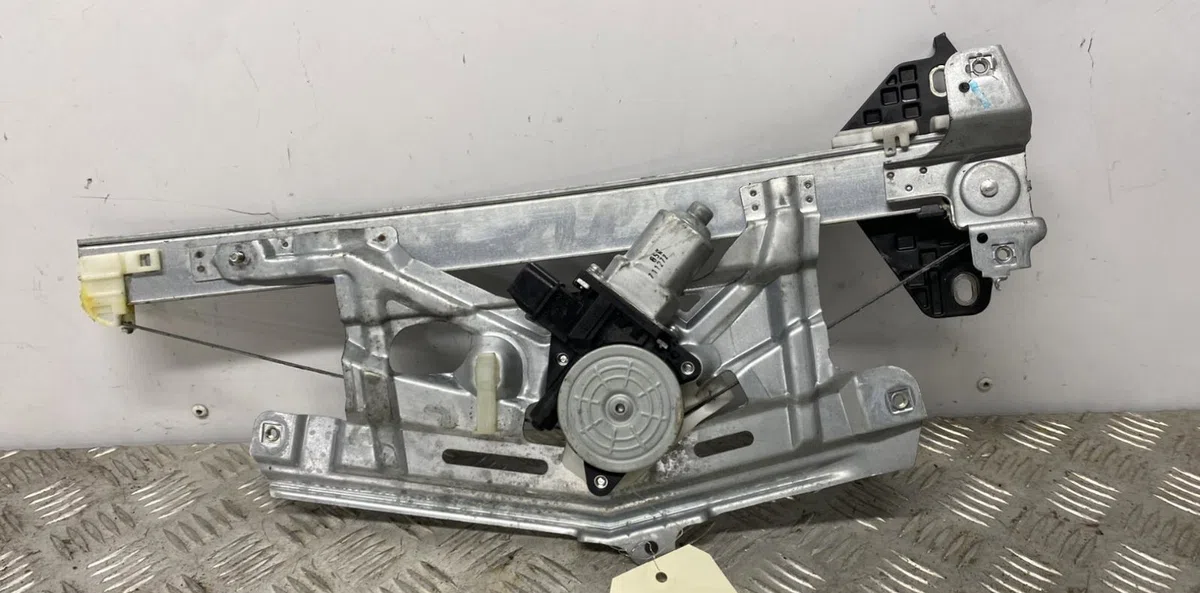 Mecanismemoteur leve-glace avg HONDA CIVIC 8 PHASE 1 occasion