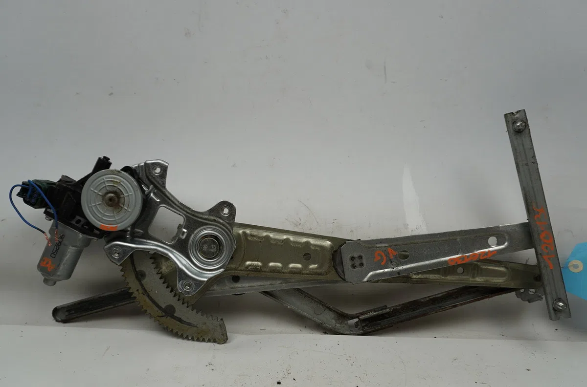 Mecanismemoteur leve-glace avg ISUZU Serie N  3.0D 150ch occasion