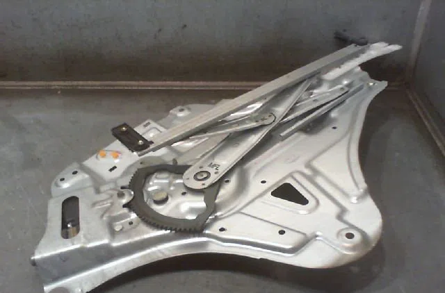 Mecanismemoteur leve-glace avg Kia MAGENTIS II (MG) 2.0 crdi (2006-2010) occasion