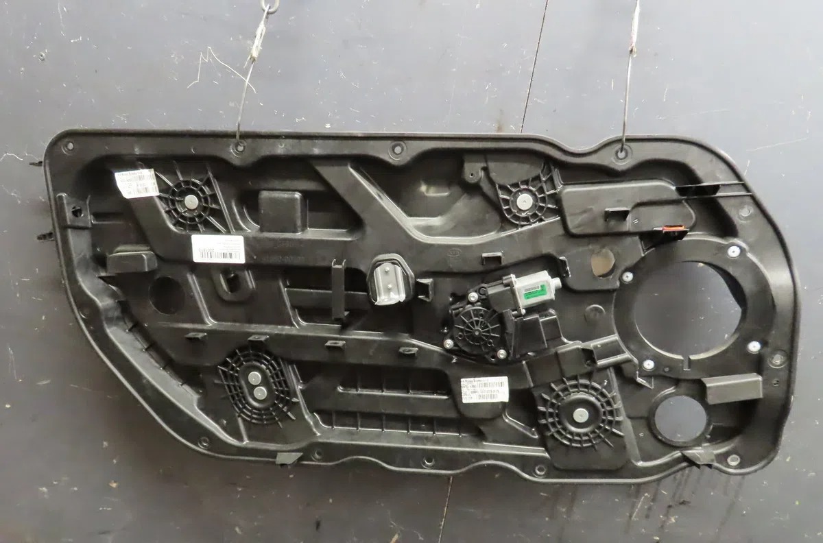Mecanismemoteur leve-glace avg Kia PRO CEE'D (JD) 1.6 crdi 128 (2013-2015) occasion