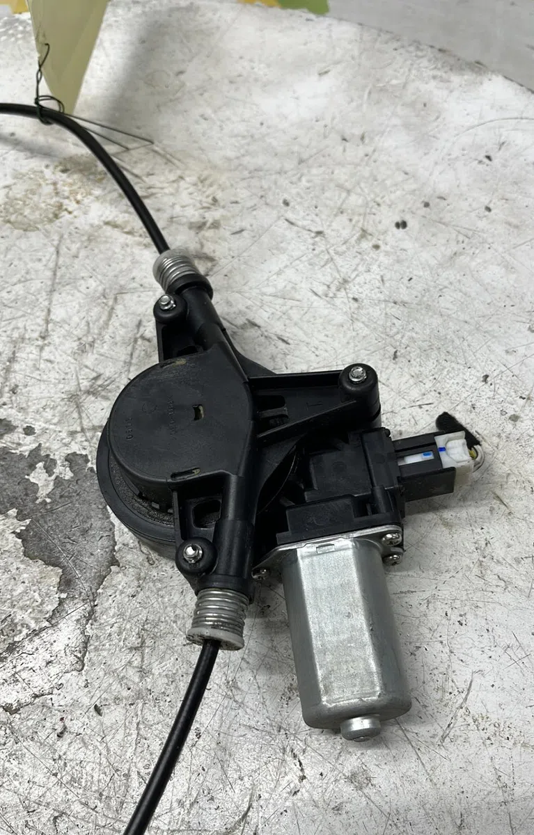 Mecanismemoteur leve-glace avg MAZDA 3 2 PHASE 1 occasion
