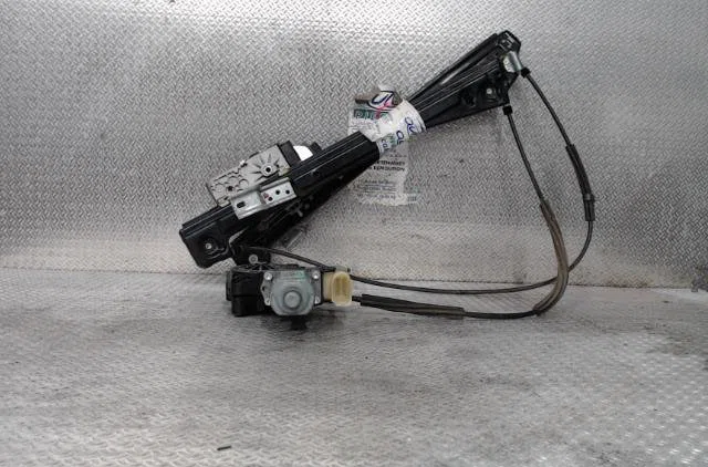 Mecanismemoteur leve-glace avg MINI MINI 2 R56 MINI 2 R56 PHASE 1 occasion