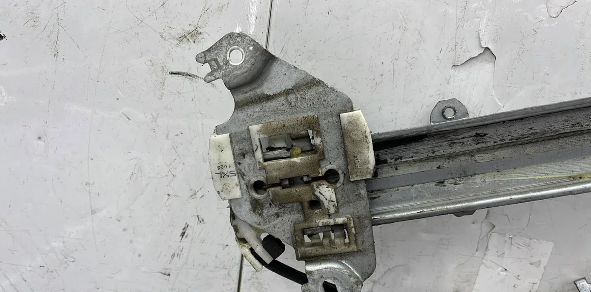 Mecanismemoteur leve-glace avg NISSAN MICRA 3 PHASE 1 occasion