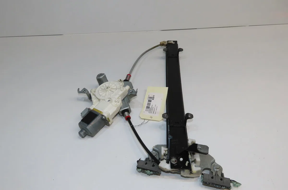 Mecanismemoteur leve-glace avg Nissan MICRA III (K12) 1.5 dci (2003-2010) occasion
