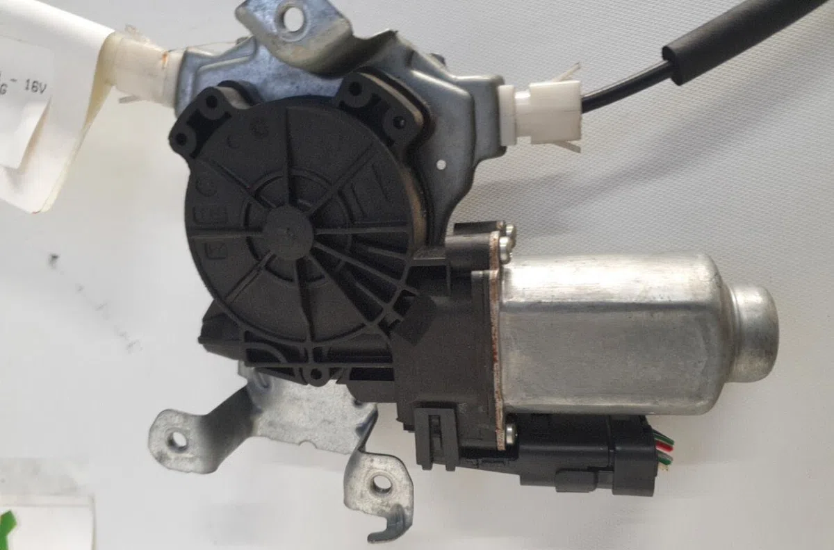Mecanismemoteur leve-glace avg NISSAN NOTE 1 PHASE 2 occasion