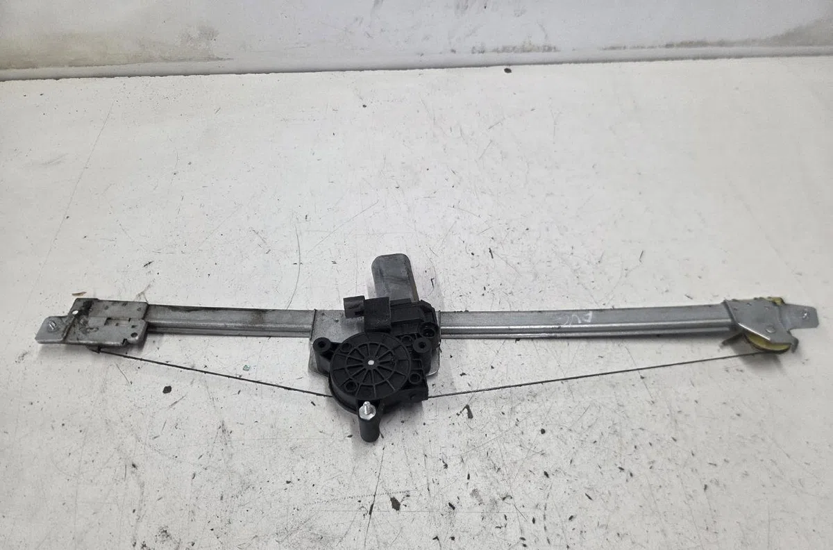 Mecanismemoteur leve-glace avg NISSAN PRIMASTAR 1 PHASE 2 occasion