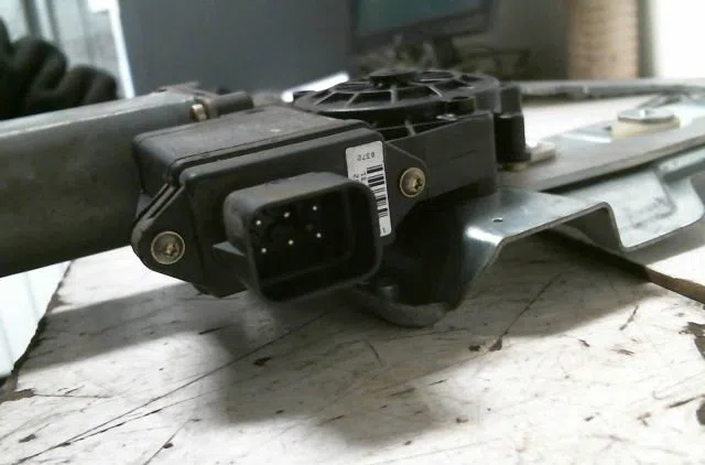 Mecanismemoteur leve-glace avg Opel ASTRA G Coupé (T98) 1.8 16v (f07) (2000-2005) occasion
