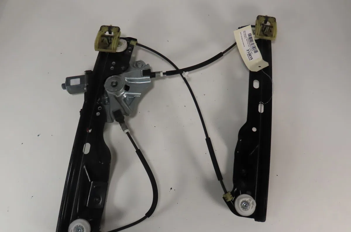 Mecanismemoteur leve-glace avg Opel ASTRA J Sports Tourer (P10) 1.6 cdti (35) (2013-2015) occasion