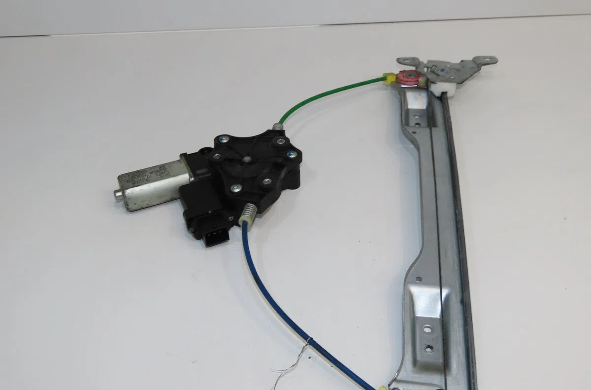 Mecanismemoteur leve-glace avg Opel CORSA D (S07) 1.3 cdti (l08, l68) (2006-2014) 5 portes occasion