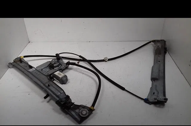Mecanismemoteur leve-glace avg Renault CLIO III (BR0-1, CR0-1) 1.5 dci (2010-2014) 5 portes occasion