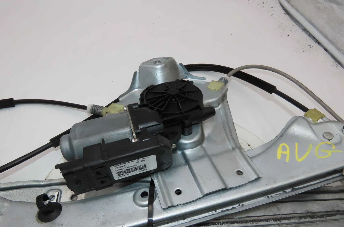 Mecanismemoteur leve-glace avg RENAULT CLIO III occasion