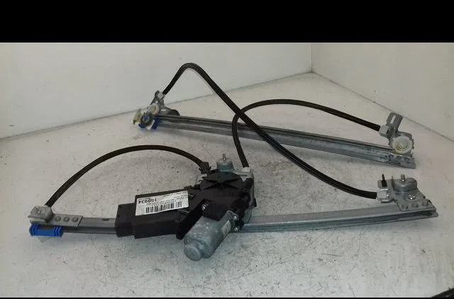 Mecanismemoteur leve-glace avg Renault ESPACE IV (JK0-1_) 2.0 dci (jk01, jk02, jk1j, jk1k, jk1h) (2006) occasion