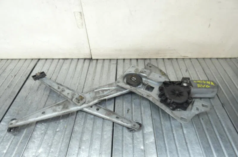 Mecanismemoteur leve-glace avg RENAULT LAGUNA 1 PHASE 1 occasion