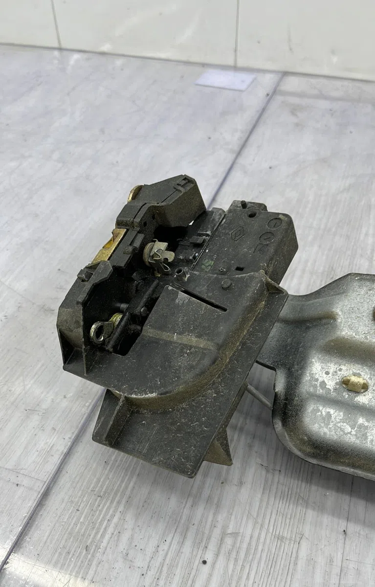 Mecanismemoteur leve-glace avg RENAULT LAGUNA 1 PHASE 2 occasion