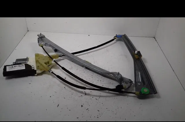 Mecanismemoteur leve-glace avg Renault LAGUNA III (BT0-1) 2.0 dci (bt0m, bt0n, bt0s, bt19, bt1f) (2008-2015) occasion