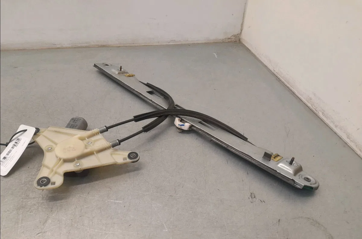Mecanismemoteur leve-glace avg Renault MASTER III Camionnette (FV) 2.3 dci 125 fwd (fv0c, fv0d, fv0g, fv0h, fv0j, fv0k) 