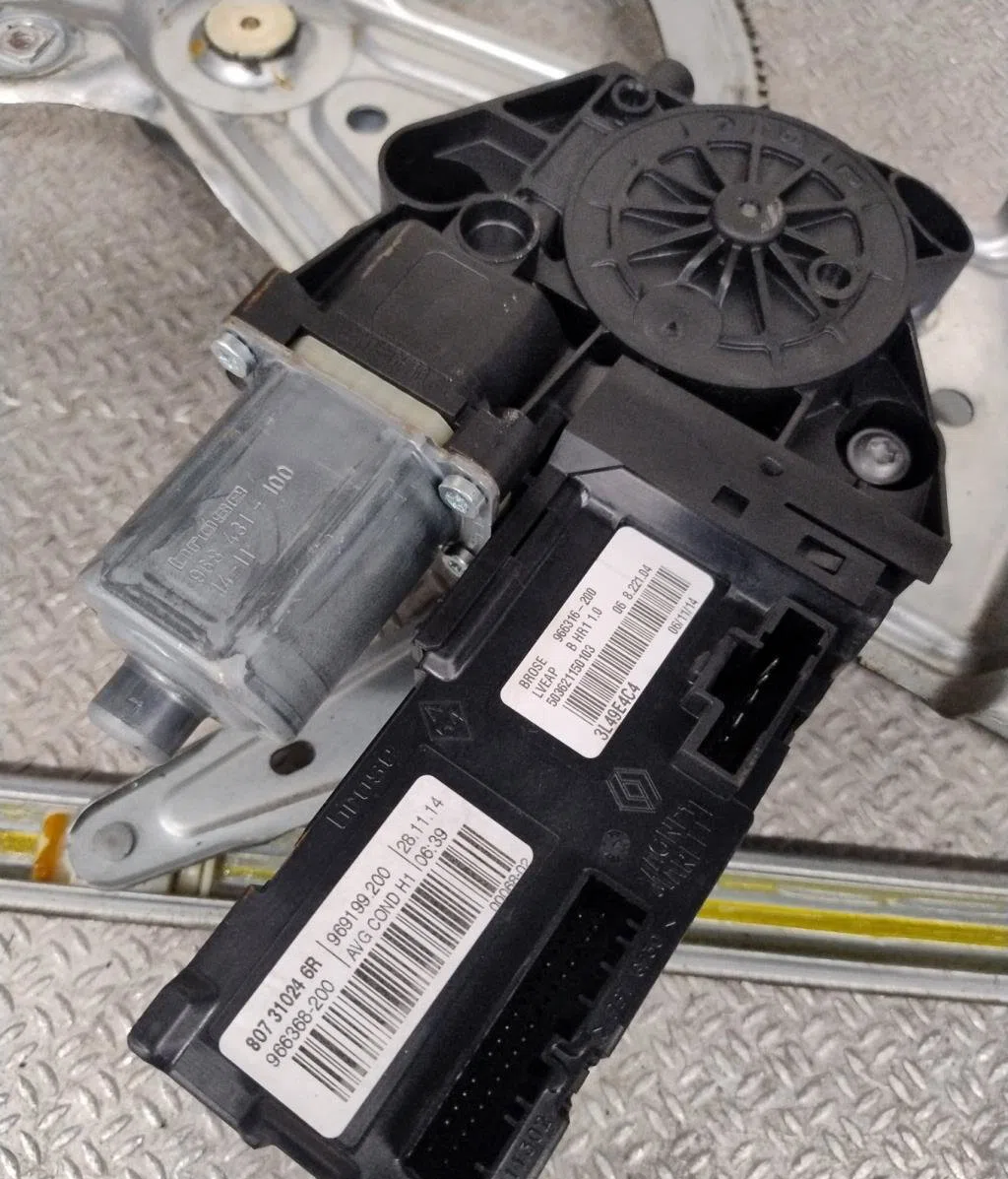 Mecanismemoteur leve-glace avg RENAULT MEGANE 3  MEGANE 3 PHASE 3 occasion