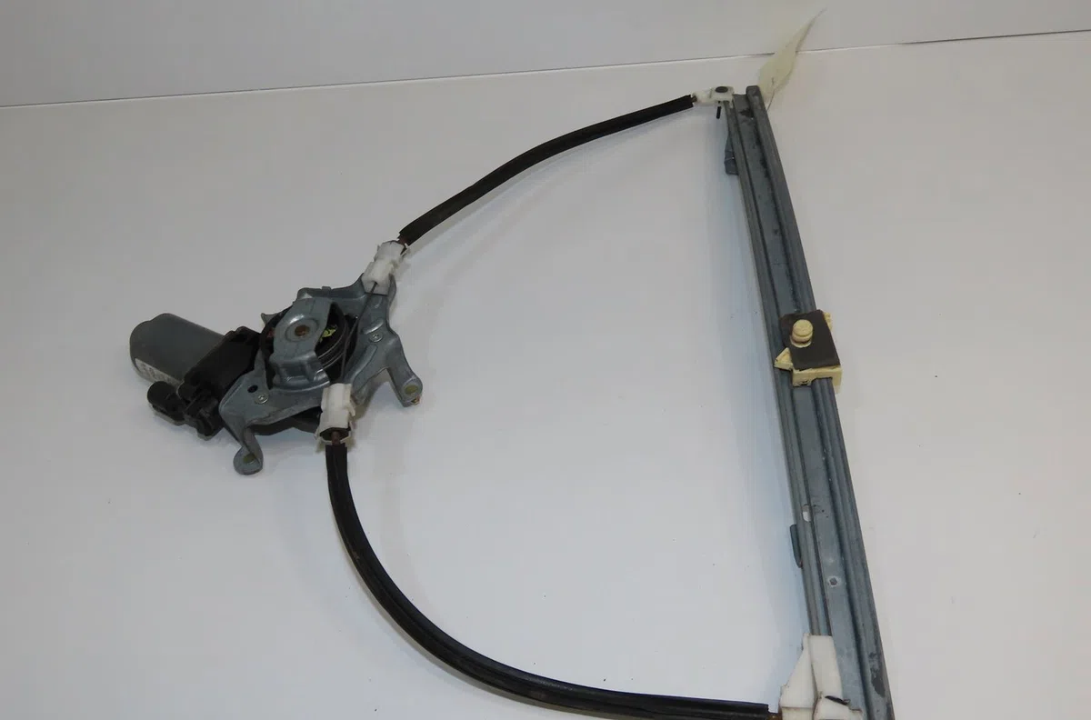 Mecanismemoteur leve-glace avg Renault MEGANE I (BA0-1_) 1.4 16v (ba0d, ba1h, ba0w, ba10) (1999-2003) occasion