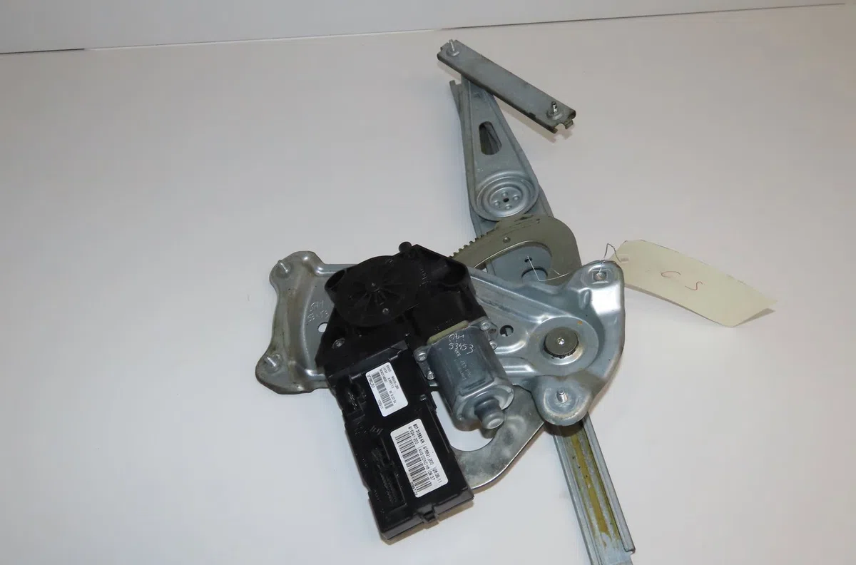 Mecanismemoteur leve-glace avg Renault MEGANE III Coupé (DZ0-1_) 1.4 tce (dz0f, dz1v) (2009) occasion