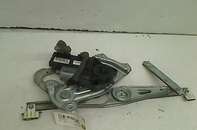 Mecanismemoteur leve-glace avg Renault MEGANE III Coupé (DZ0-1_) 1.5 dci (dz09, dz0d, dz1f, dz1g, dz14, dz29) (2009-2015