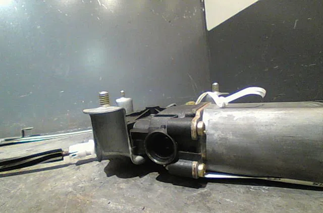 Mecanismemoteur leve-glace avg Renault SCÉNIC I Monospace (JA0-1_, FA0_) 1.9 dci (ja05, ja1f) (1999-2003) 5 portes occas
