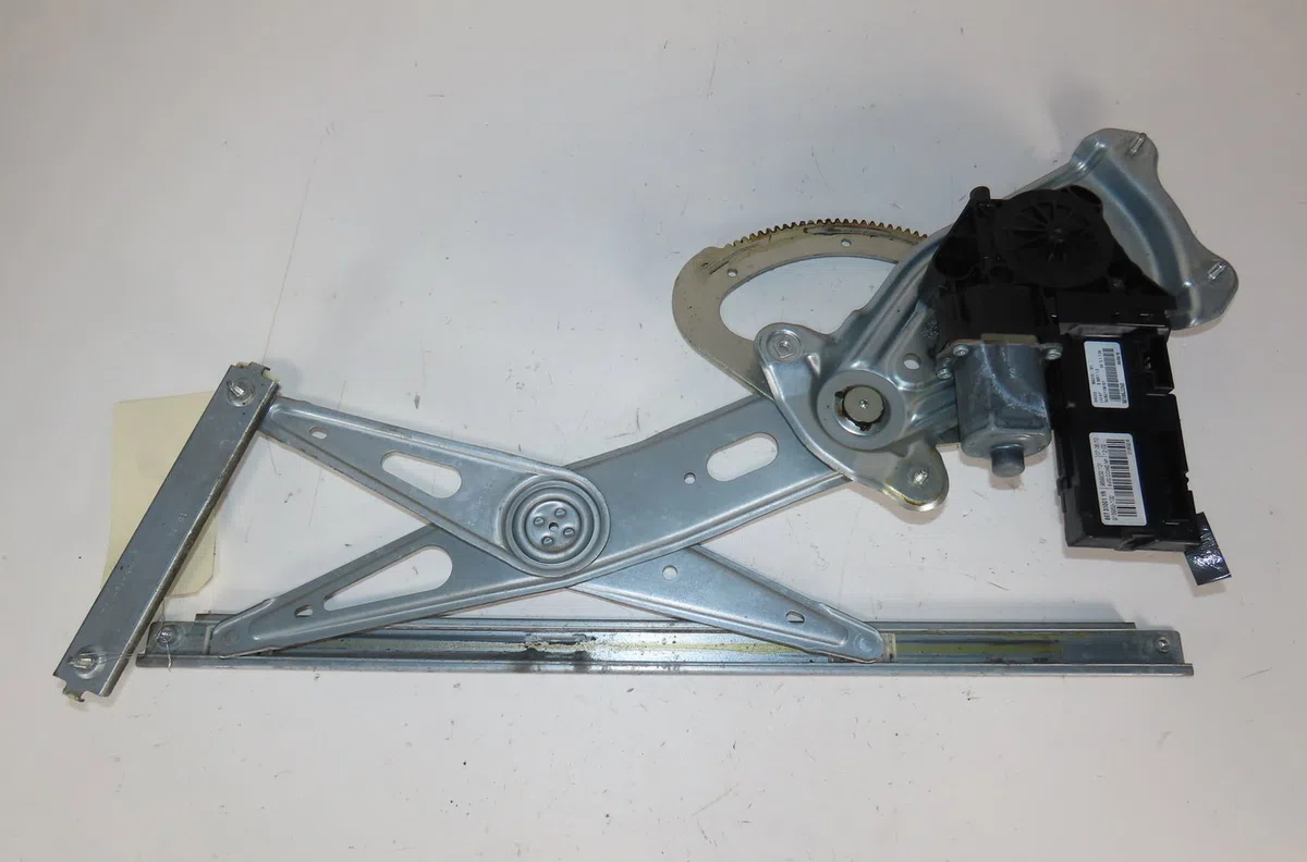 Mecanismemoteur leve-glace avg Renault SCÉNIC III (JZ0-1_) 1.9 dci (jz0j, jz1j, jz1k, jz1s) (2009) occasion