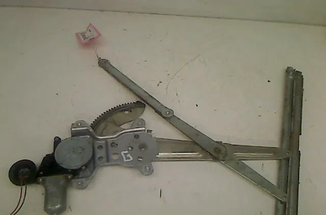 Mecanismemoteur leve-glace avg Suzuki SWIFT III (MZ, EZ) 1.3 (rs 413) (2005) occasion