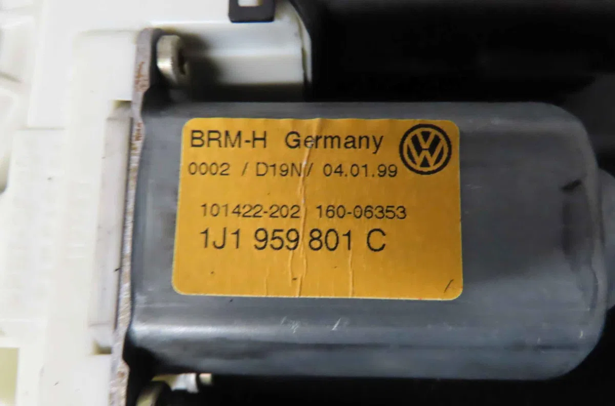 Mecanismemoteur leve-glace avg VOLKSWAGEN BORA occasion