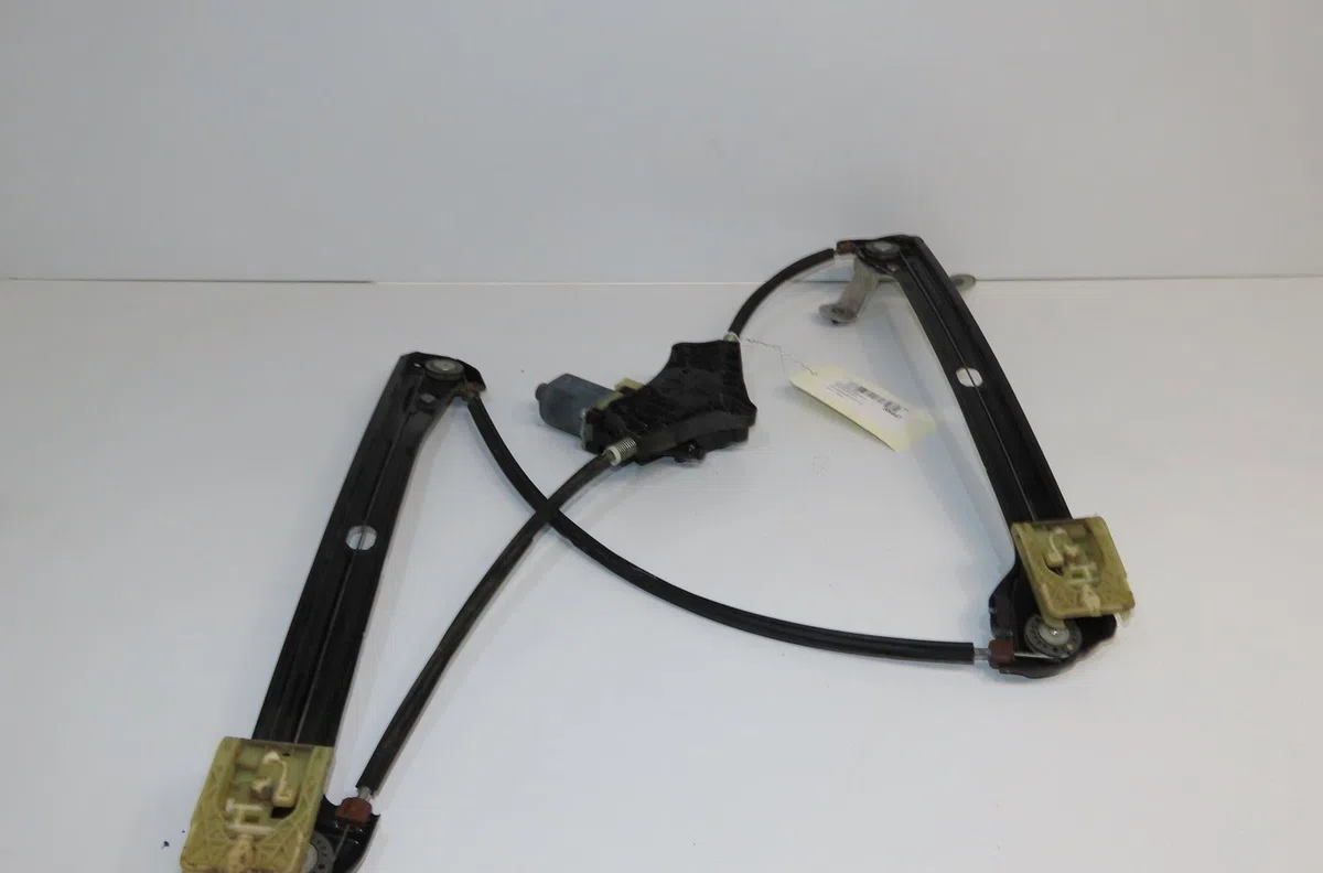 Mecanismemoteur leve-glace avg Volkswagen GOLF VII (5G1, BQ1, BE1, BE2) 1.6 tdi (2012-2017) occasion