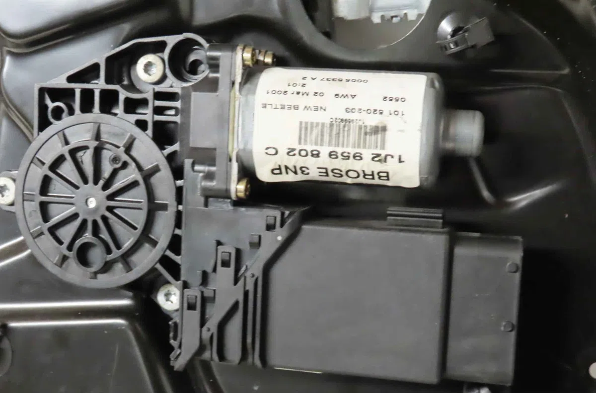 Mecanismemoteur leve-glace avg VOLKSWAGEN NEW BEETLE I occasion