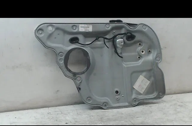 Mecanismemoteur leve-glace avg Volkswagen TOURAN (1T1, 1T2) 1.9 tdi (2003-2004) 5 portes occasion