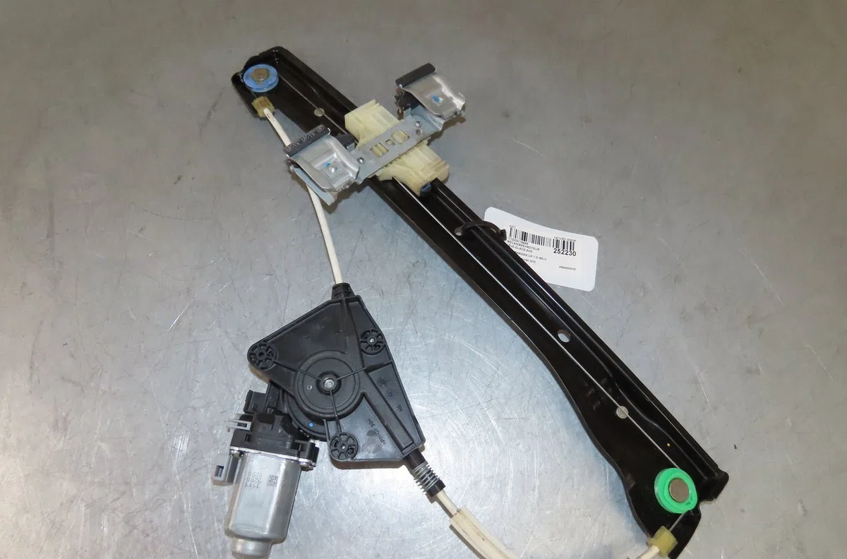 Mecanismemoteur leve-glace avg Volkswagen UP! (121, 122, BL1, BL2, BL3, 123) 1.0 (2011-2020) 5 portes occasion