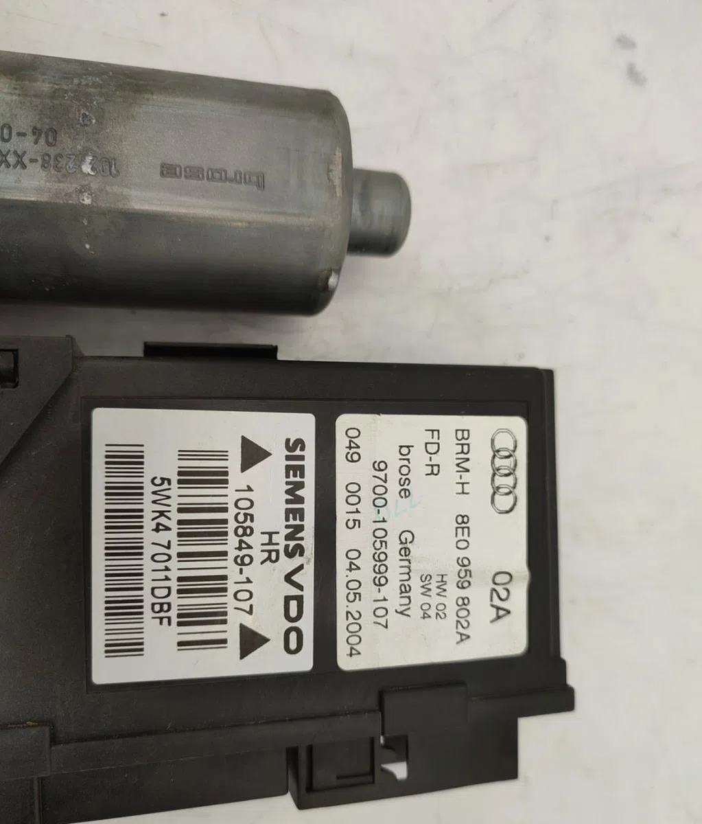 Mecanismemoteur leve-glace porte coulissante d AUDI A4 2 AVANT PHASE 1 BREAK occasion
