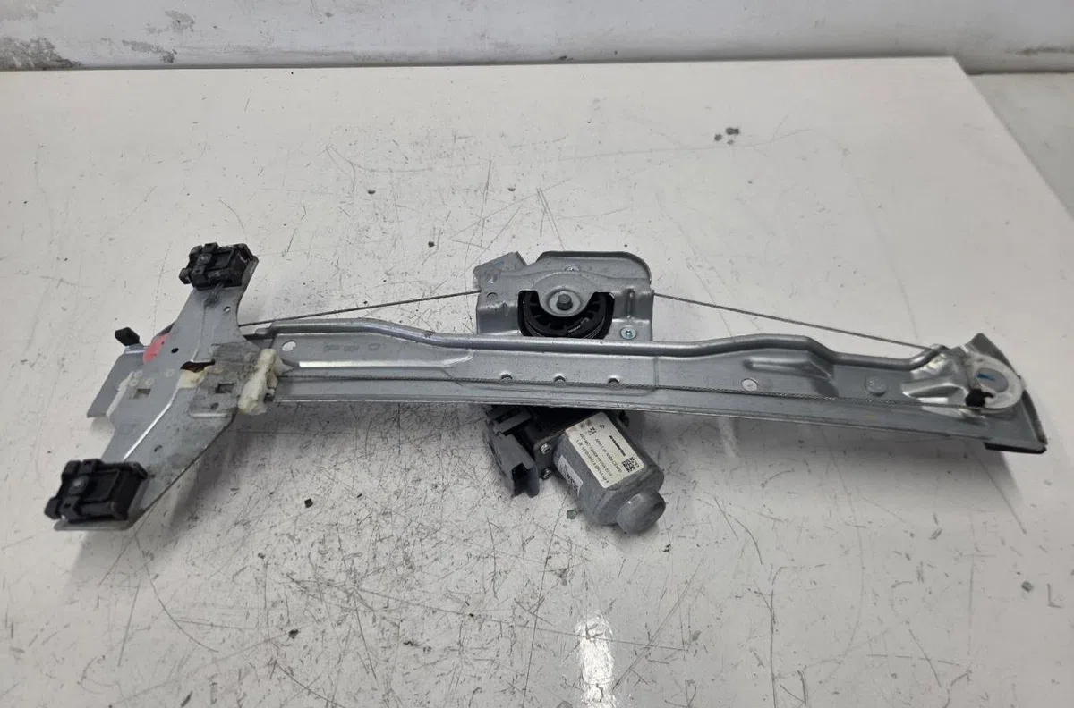 Mecanismemoteur leve-glace porte coulissante d CITROEN C3 PICASSO PHASE 1 occasion
