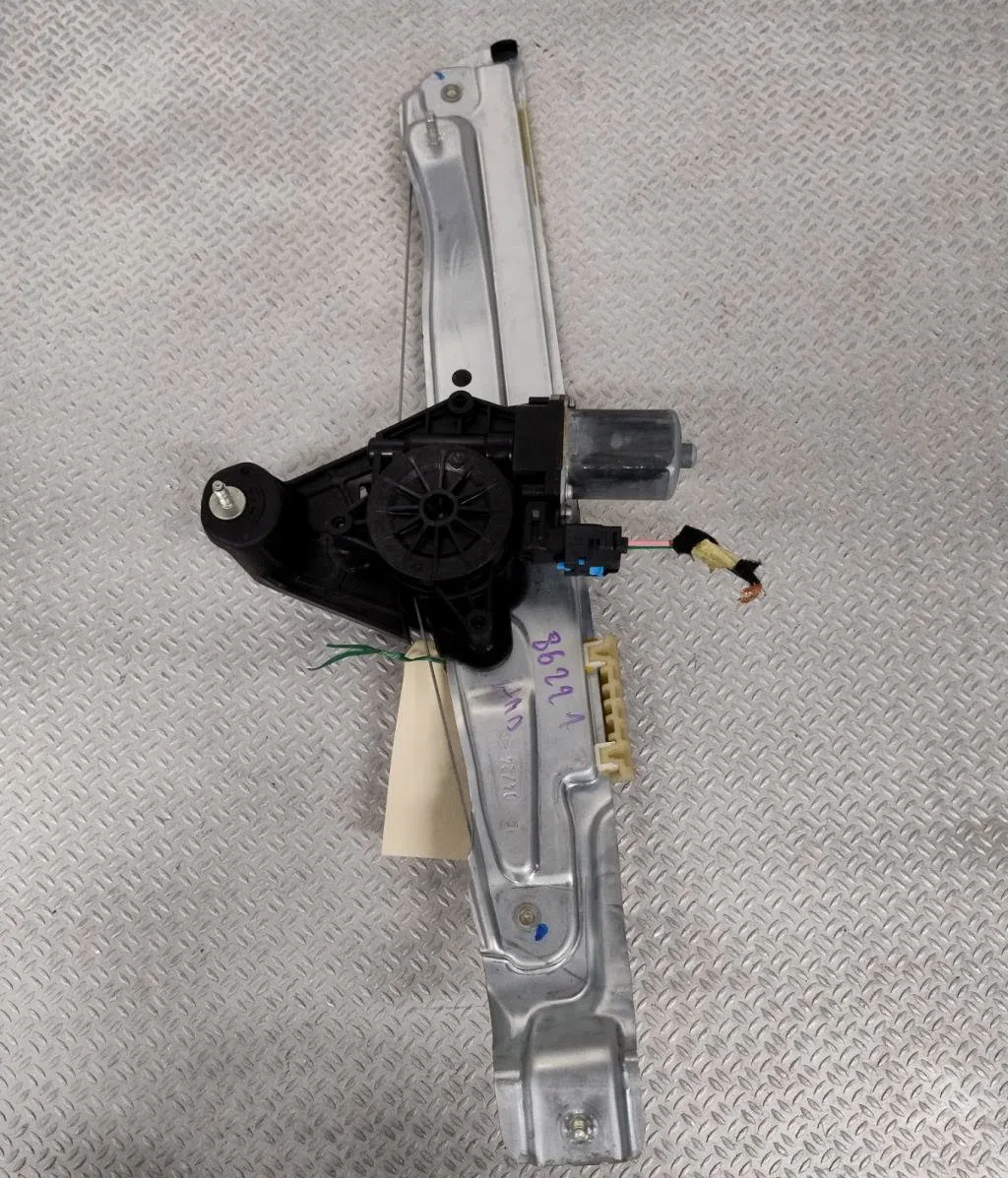 Mecanismemoteur leve-glace porte coulissante d DACIA SANDERO 3 STEPWAY SANDERO 3 STEPWAY occasion