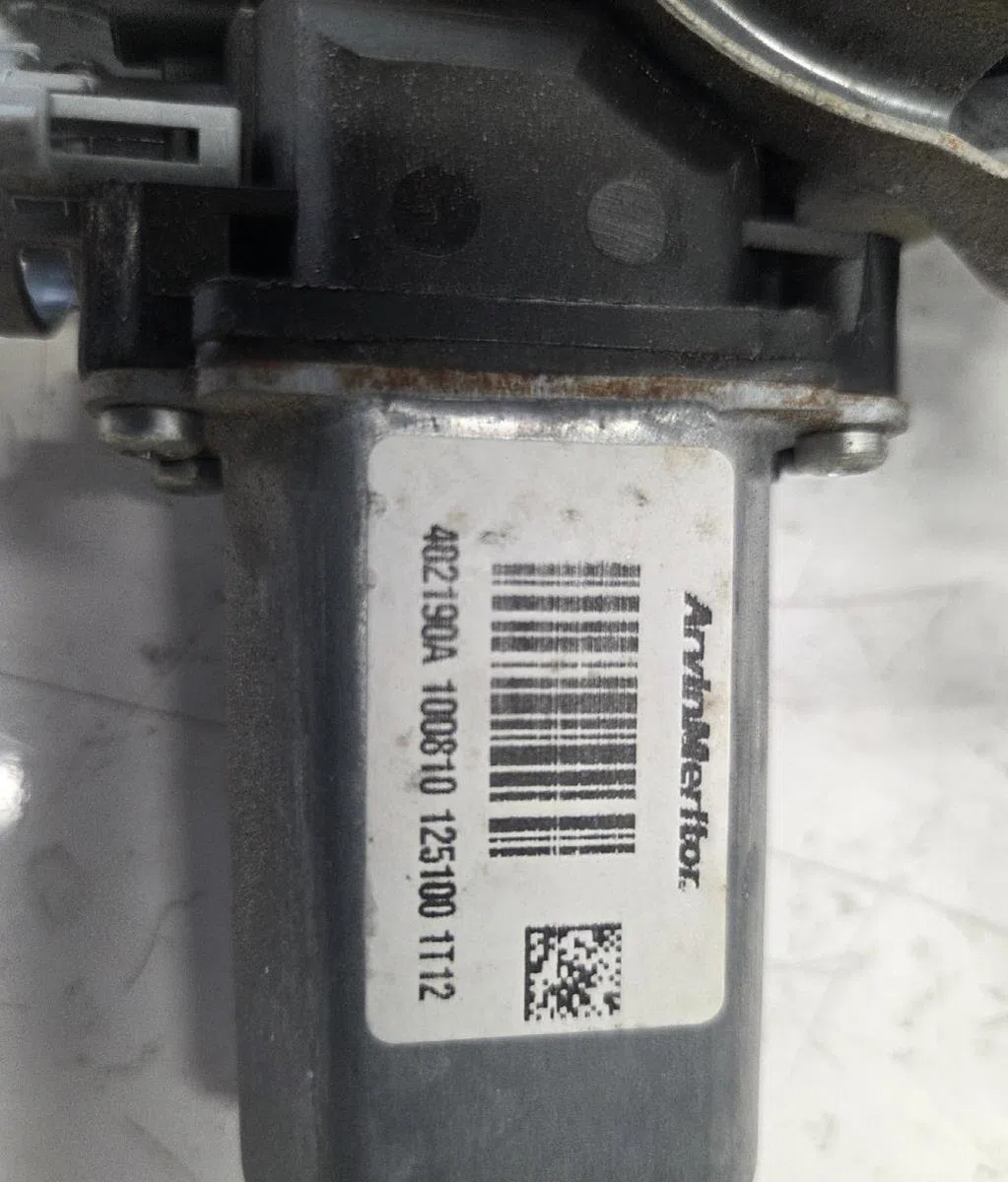 Mecanismemoteur leve-glace porte coulissante d NISSAN QASHQAI 1 PHASE 2 occasion