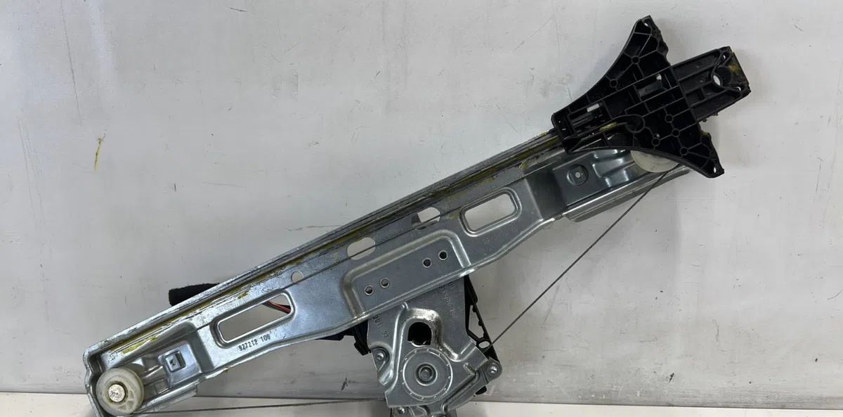 Mecanismemoteur leve-glace porte coulissante d OPEL ZAFIRA TOURER C PHASE 1 occasion