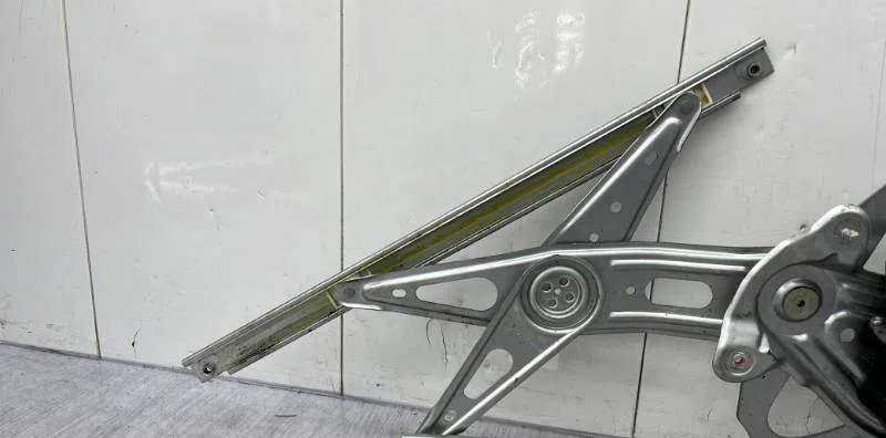 Mecanismemoteur leve-glace porte coulissante d RENAULT SCENIC 3 PHASE 3 occasion